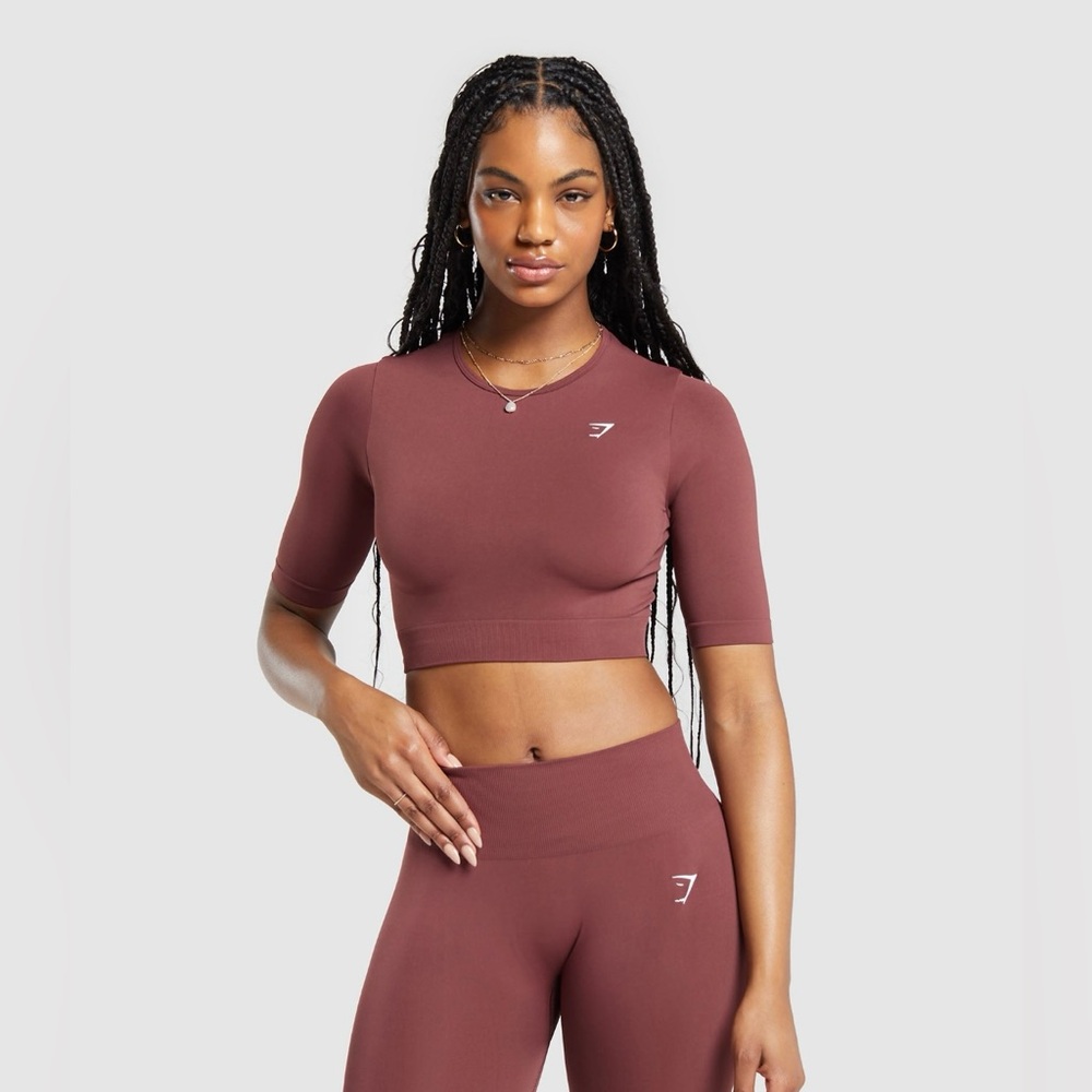 *Sold* NWT Everyday Seamless Crop Top